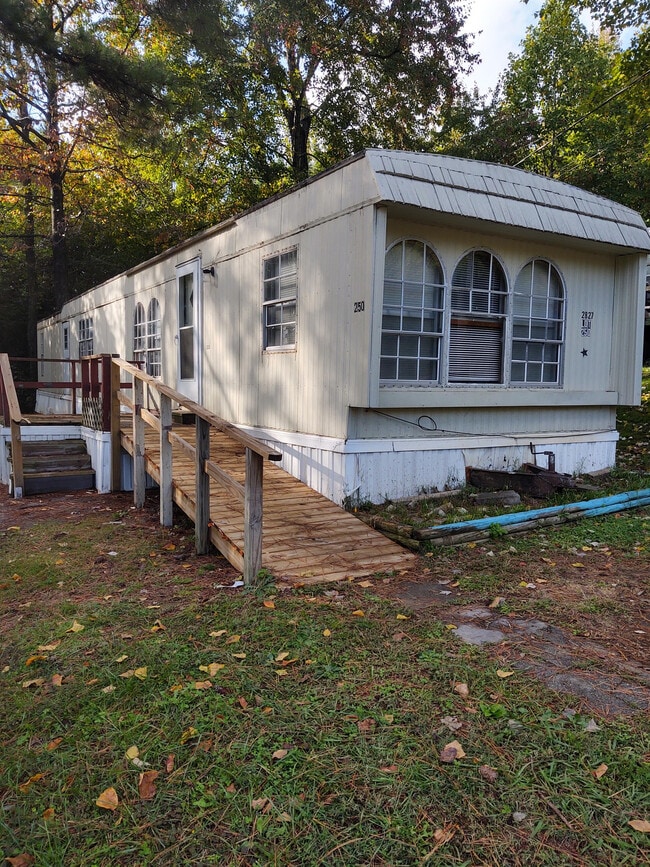Building Photo - 2827 Forest Edge Way