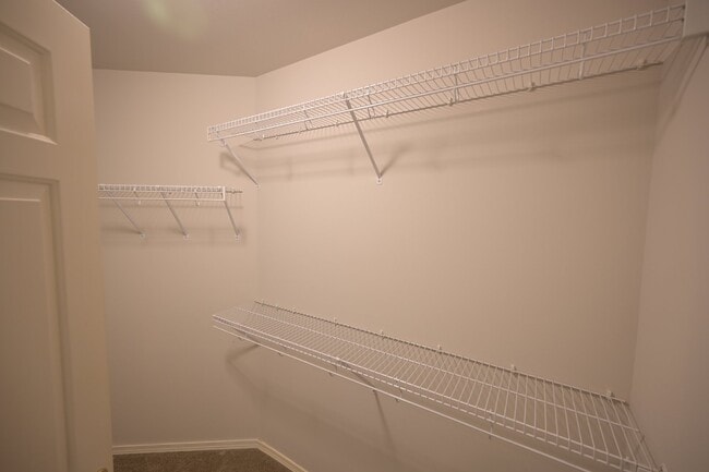 Building Photo - 2 bed + office, 2 bath, 2 car garage condo...