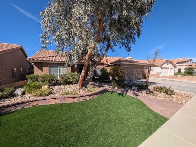 Building Photo - 7435 Falcon Rock Dr