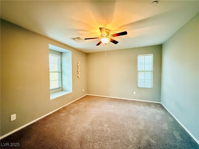 Building Photo - 253 Kindly Way