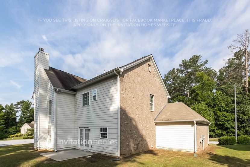 Building Photo - 3520 Woodsong Rw