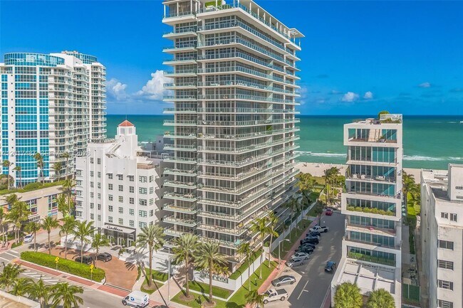Building Photo - 3737 Collins Ave