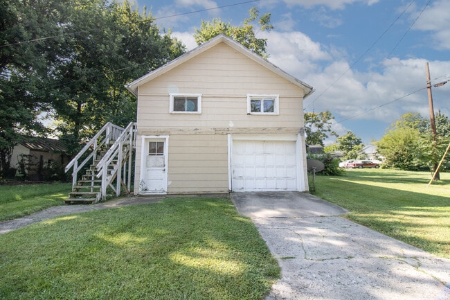 Primary Photo - 210 3rd St