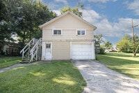 Building Photo - 210 3rd St