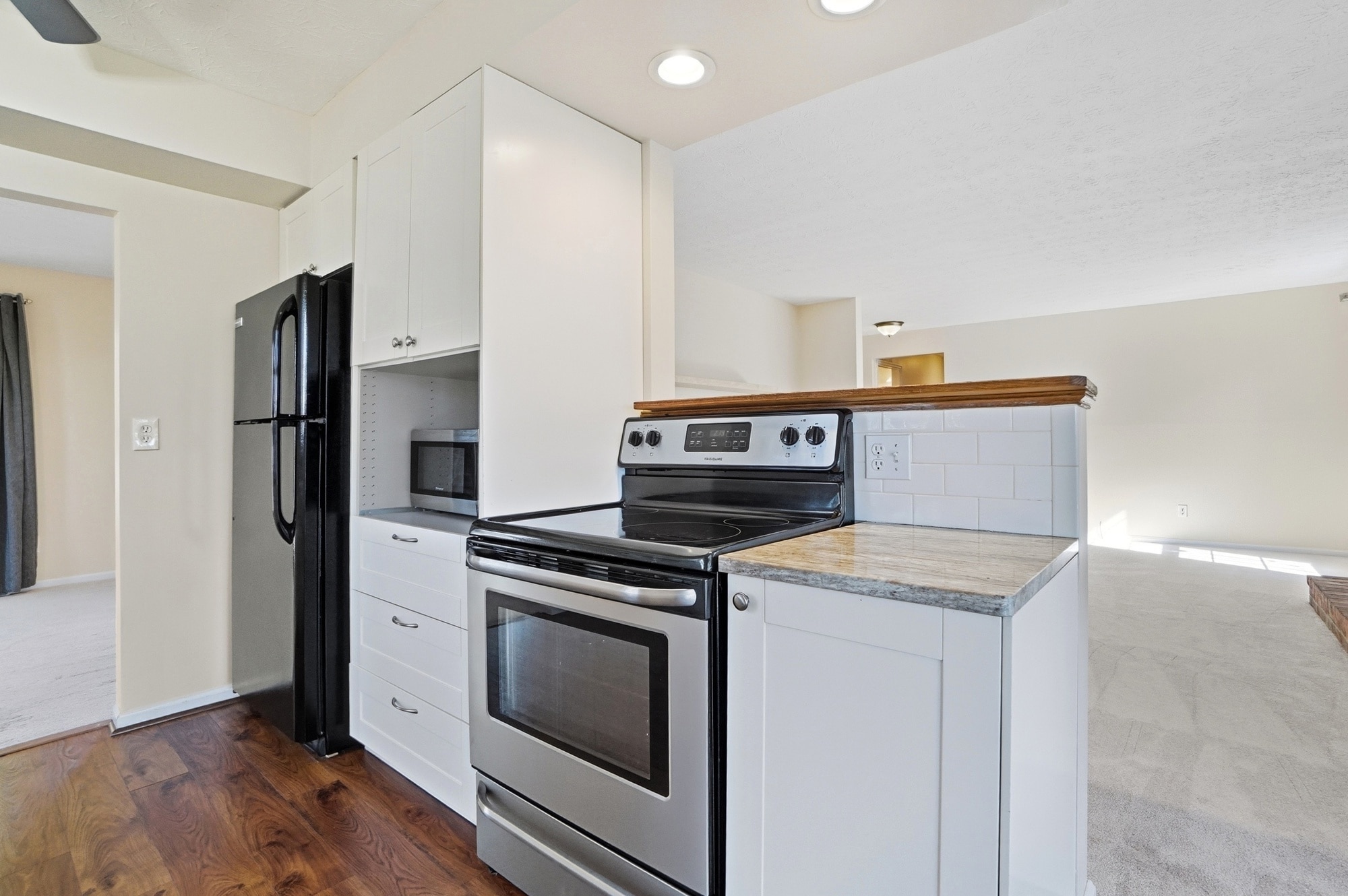 Building Photo - 1849 Lemontree Ln