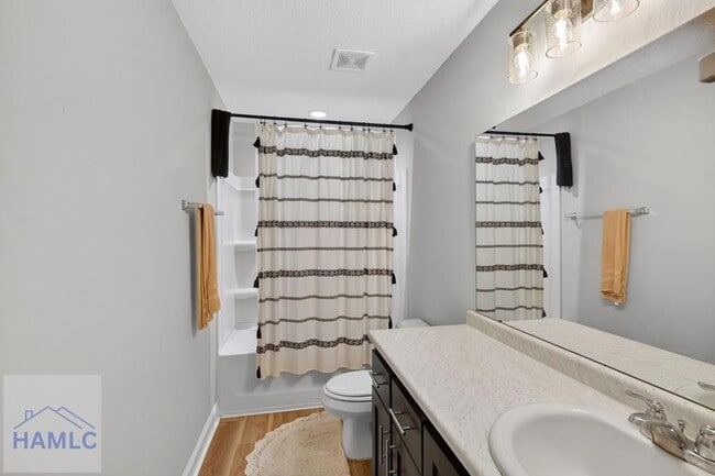 Building Photo - 840 Abode Ave