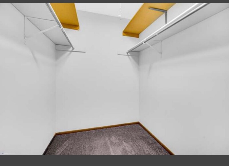 Building Photo - 1765 Short Ave