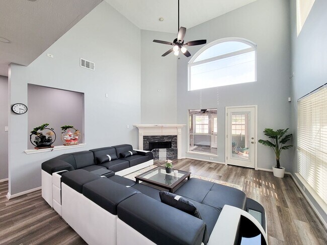 Building Photo - The perfect place to come home to! This be...