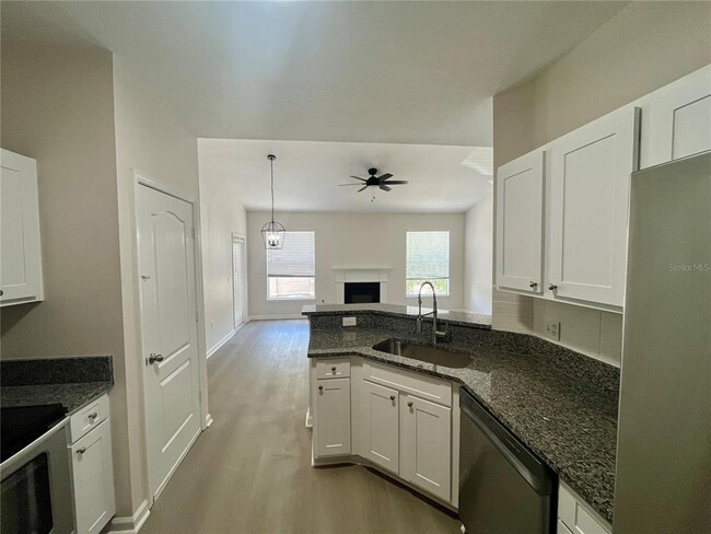 Building Photo - 18105 Villa Creek Dr