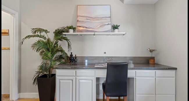 Building Photo - Resort-Style Living with Pool & Iconic Coastal Views