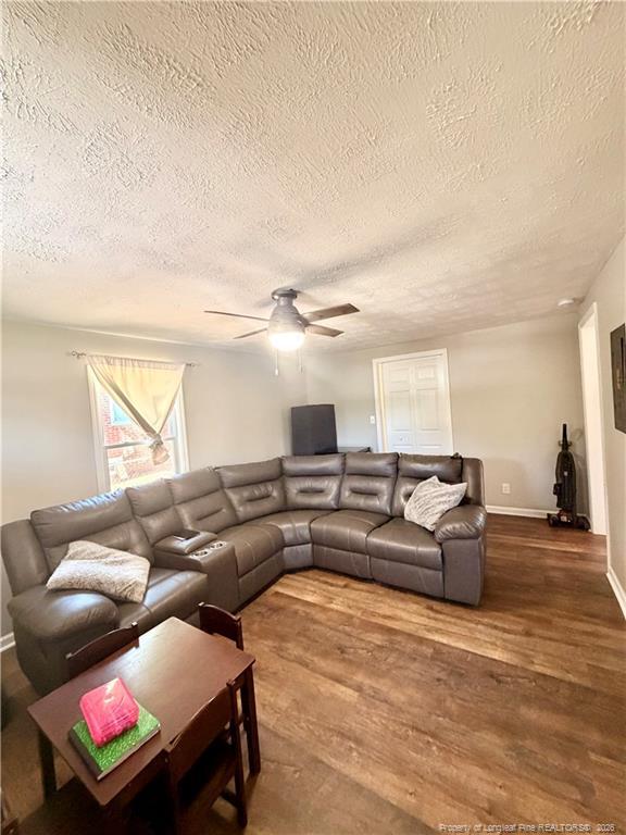 Building Photo - 5313 N Sumac Cir