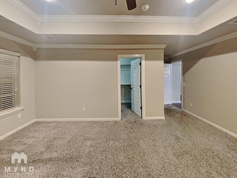 Building Photo - 1020 Tarah Knolls Cir