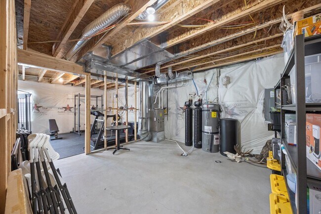 Building Photo - Newer Eagle Mountain Home with 2-Car Garage and Basement Storage