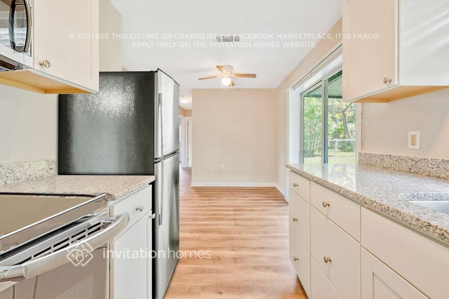 Building Photo - 4560 Barley St
