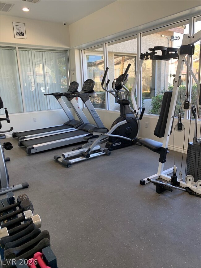 Building Photo - 5710 E Tropicana Ave