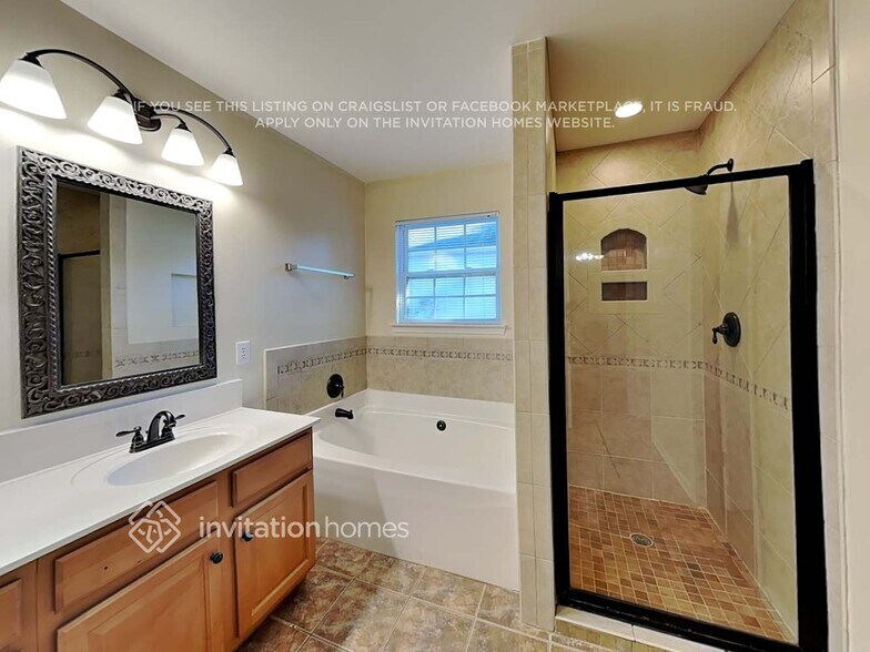 Building Photo - 3003 Early Rise Ave