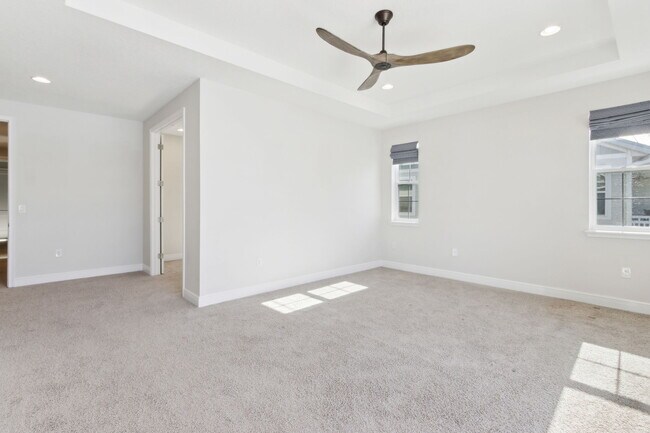 Building Photo - 401 Marquesa Cir