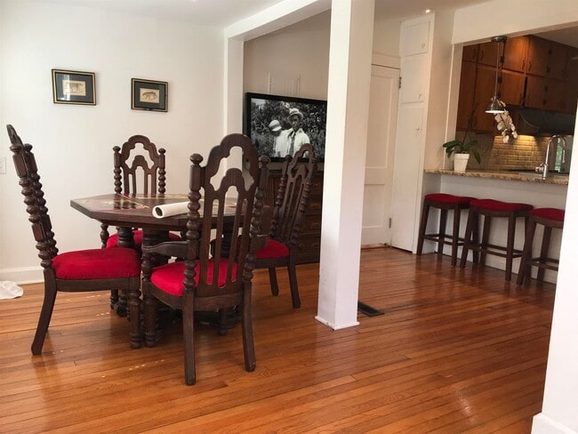 Building Photo - 1320 Terrace St