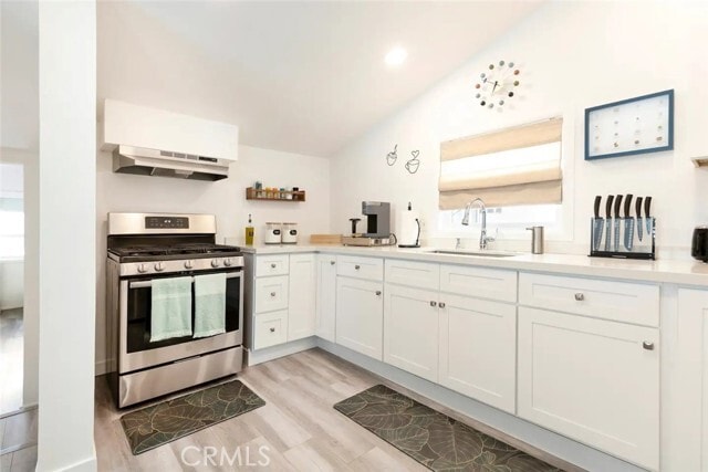 Building Photo - 1071 Newport Ave