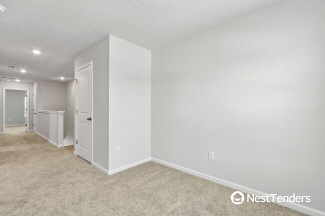 Building Photo - 14538 Macadamia Ln