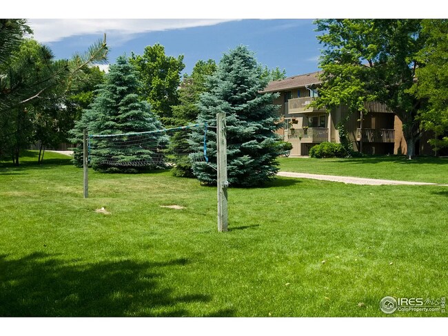 Building Photo - North Boulder Top Floor Condo