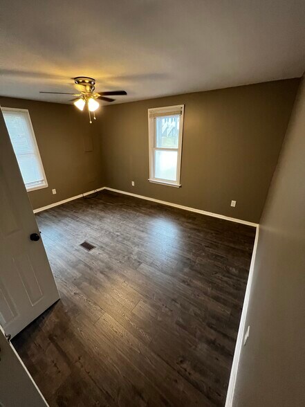 Building Photo - 308 Orange Ave