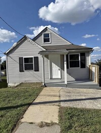 Building Photo - 218 Berlin Ave