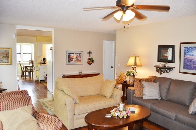 Building Photo - West Gate Area | Furnished | House