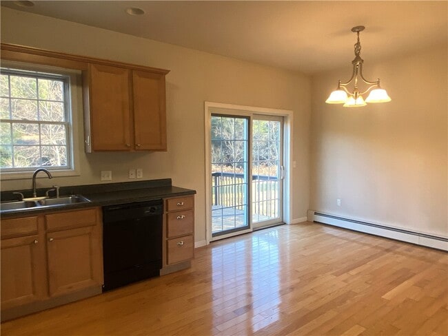 Building Photo - 1678 NY-205