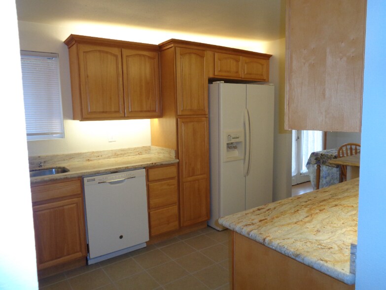 Building Photo - 20309 20th Pl W