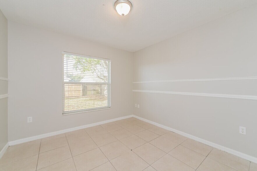 Building Photo - 307 Mormanno Way