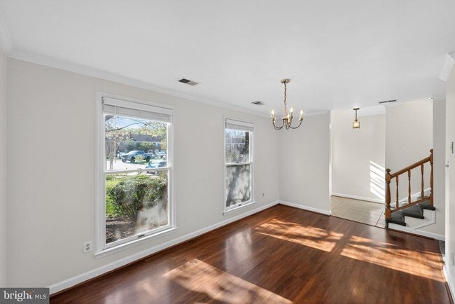 Building Photo - 219 Heather Ct