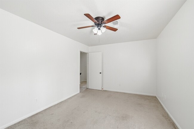 Building Photo - 1914 Abby Aldrich Ln