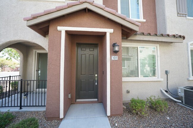 Building Photo - 8507 Insignia Ave