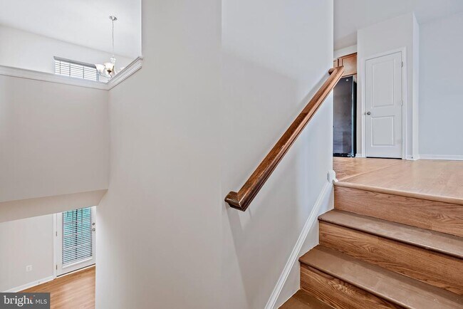 Building Photo - 1549 Wilmer Park Ln
