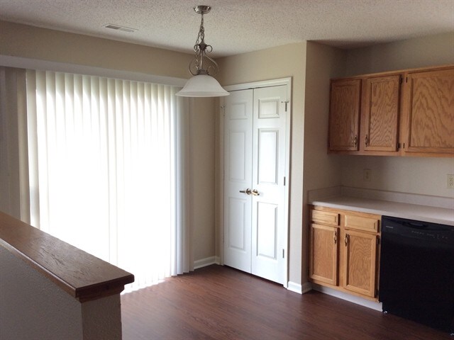 Building Photo - 10313 Cerulean Dr