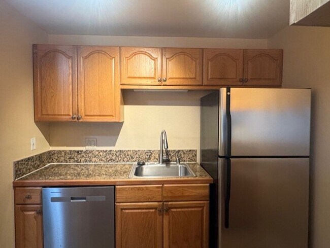 Building Photo - Hazel Dwellings, LLC