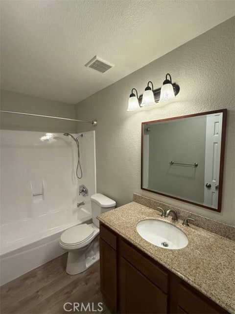 Building Photo - 23732 Hillhurst Dr