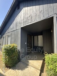 Building Photo - 312 1/2 N Park Street