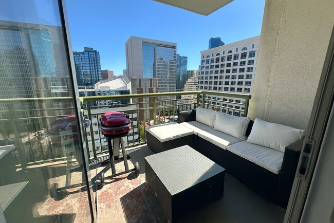 Primary Photo - 1240 India St