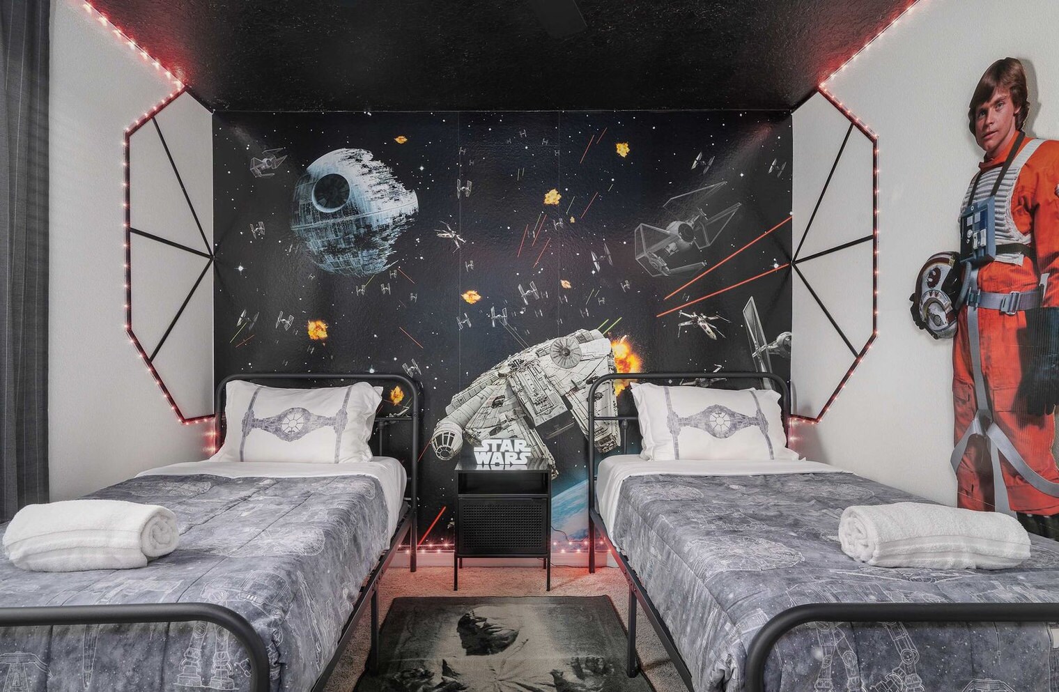 Building Photo - 1978 Majorca Dr