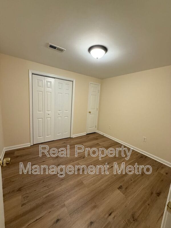 Building Photo - 9417 Steeple Ct