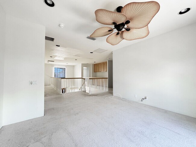Building Photo - Spacious Ewa Beach Home with Central A/C