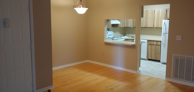 Dining Rm - 1737 Pine Ridge Way W