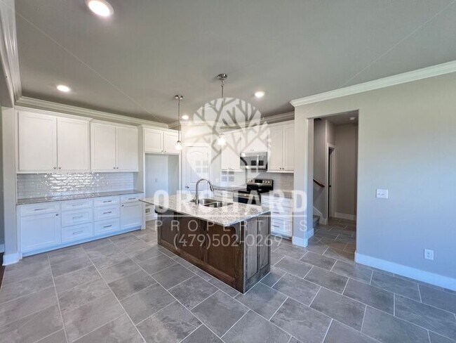 Building Photo - Tontitown- Single-Family Home- Spacious Ke...