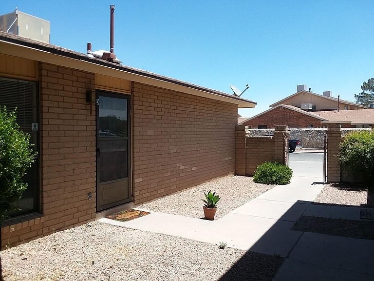 Building Photo - 2001 Amy Sue Dr