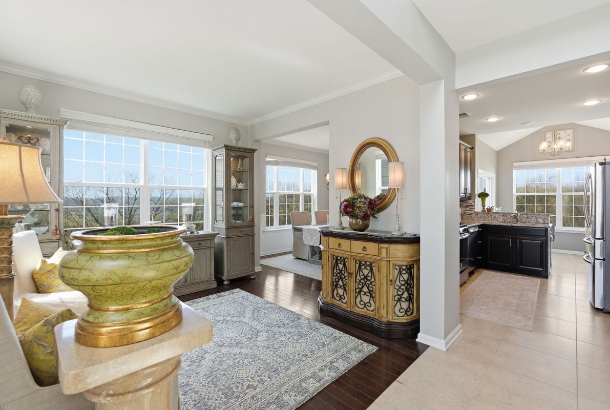 Building Photo - 263 Winding Hill Dr