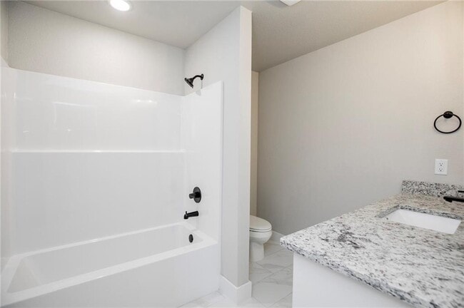 Building Photo - 104 White Oak St