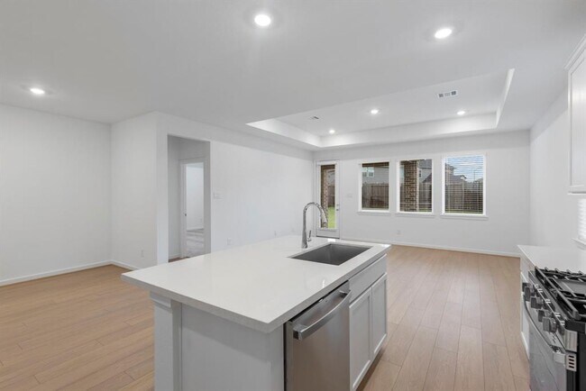 Building Photo - 1203 Buffalo Run