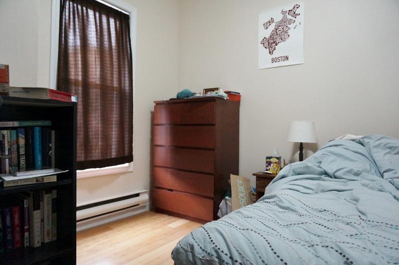 Building Photo - 72 Mozart St